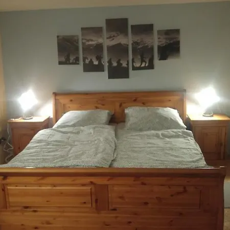 Muehlenbach Kotten- Bauernhofurlaub Mit Hund Und Pferd Apartment